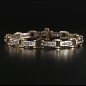 14k Gold 1.96 CTW Diamond Bracelet 15.78g
